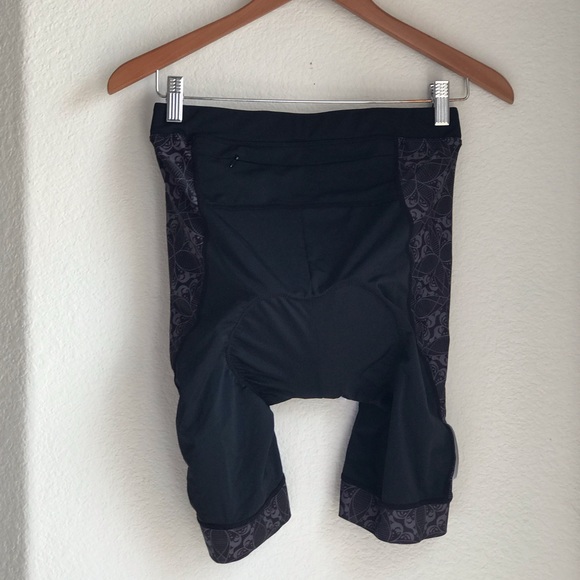 beroy Cycling Spin Class Biker Padded Pull On Shorts Women's Large Back Pocket - Picture 9 of 12